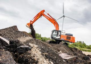 Rupsgraafmachines Hitachi ZX300LC-6