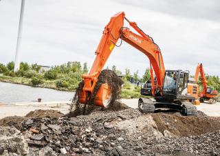 Rupsgraafmachines Hitachi ZX300LC-6