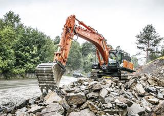 Rupsgraafmachines Hitachi ZX490LCH-6