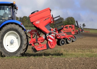 Cultivatoren Kuhn CD 3520