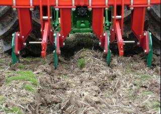 Cultivatoren Kverneland CLI 430