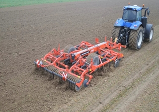 Cultivatoren Kuhn Performer 4000 NSH
