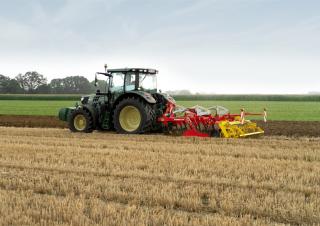 Cultivatoren Pöttinger Synkro 3530 nova