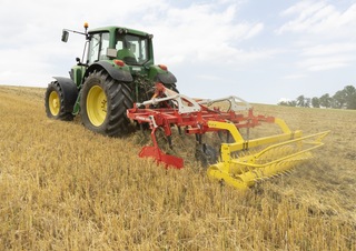 Cultivatoren Pöttinger Synkro 3530 nova