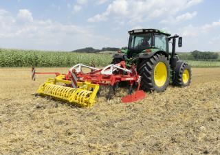 Cultivatoren Pöttinger Synkro 3530 nova
