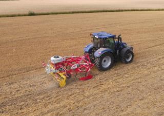 Cultivatoren Pöttinger Synkro 3530