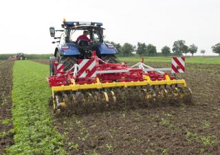 Cultivatoren Pöttinger Synkro 5030 K nova
