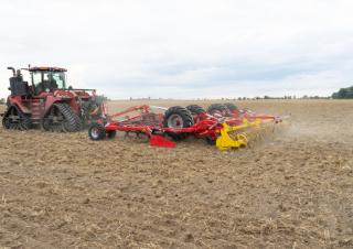 Cultivatoren Pöttinger Terria 6040