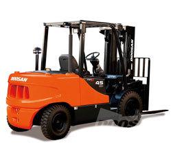 Dieselheftrucks Doosan D 50 S 5 (2G)