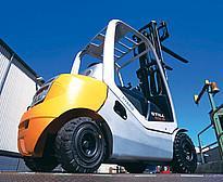 Dieselheftrucks Still RX 70-25 TDI