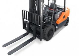 Dieselheftrucks Doosan D35S-7