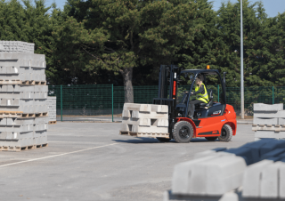 Dieselheftrucks Manitou MI 25 D