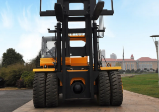 Dieselheftrucks Sany SCP460C1