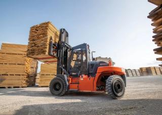 Dieselheftrucks Toyota THD12000-48