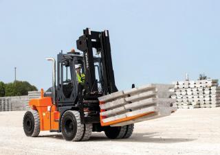 Dieselheftrucks Toyota THD5500-48