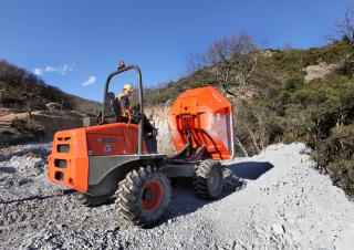 Wieldumpers Ausa D 1000 AP