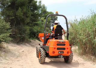 Wieldumpers Ausa D 300 AHG
