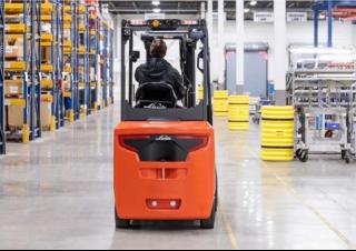 Elektrische vorkheftrucks Linde E25C