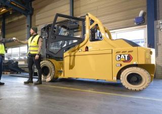 Elektrische vorkheftrucks Caterpillar EP14N2T