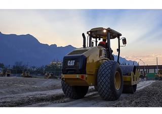 Walsen Enkele-trommelwals Caterpillar CS12 GC