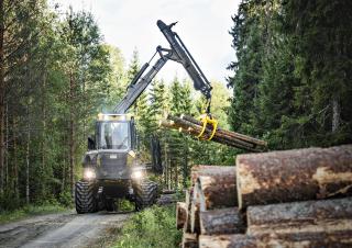 Bosbouwmachines Forwarders Ponsse Bison