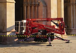 Knikarmhoogwerker Knikarmhoogwerkers op rupsbanden Hinowa Lightlift 17.75 Performance IIIS MK 2