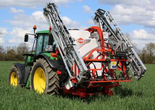 Opbouwveldspuiten Kuhn Deltis 2
