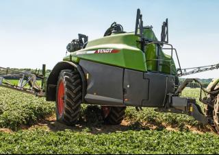 Getrokken veldspuiten Fendt Rogator 344