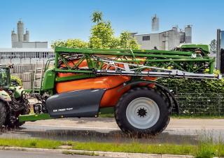 Getrokken veldspuiten Amazone UX 7601 Super (40)