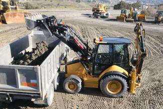 Graaflaadmachines Caterpillar 432E 4x4
