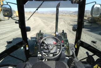 Graaflaadmachines Caterpillar 432E 4x4