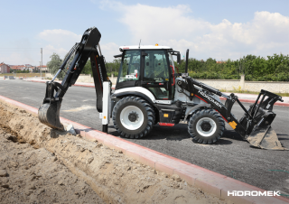 Graaflaadmachines Hidromek HMK 102 B Supra