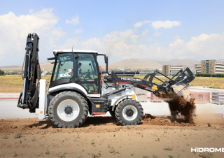 Graaflaadmachines Hidromek HMK 102 B Supra