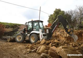 Graaflaadmachines Hidromek HMK 102 S Alpha