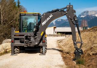 Graaflaadmachines Mecalac TLB990