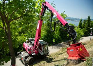 Graafmachines in overslaguitvoering Sennebogen 718M E