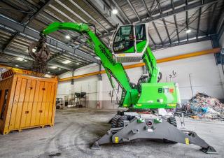 Graafmachines in overslaguitvoering Sennebogen 817M E 