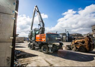 Mobiele graafmachines Atlas 270 MH