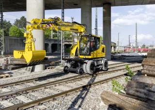 Mobiele graafmachines Liebherr A 922 Rail Litronic