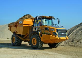 Kiepwagens Bell B30E 4x4