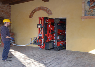 Knikarmhoogwerker Knikarmhoogwerkers op rupsbanden Hinowa Lightlift 15.70 Performance IIIS MK3