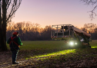 Knikarmhoogwerker Knikarmhoogwerkers op rupsbanden Hinowa TeleCrawler 22N