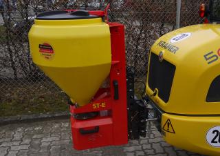 Apparatuur winteronderhoud Spreader Units Koppelbare strooier Adler ST-E 200