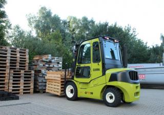 LPG-vorkheftrucks Clark GTS30 L