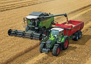 Combine maaidorsers Fendt 5225 E Rice