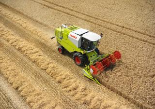 Combine maaidorsers Claas Avero 160