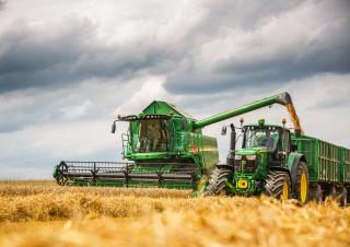 Combine maaidorsers John Deere W 550 i