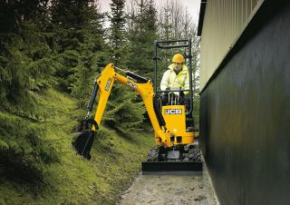 Mini-graafmachines JCB 8008