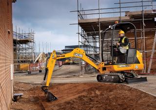 Mini-graafmachines JCB 8016 CTS