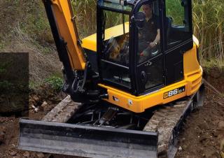 Rupsgraafmachines JCB 86 C-1